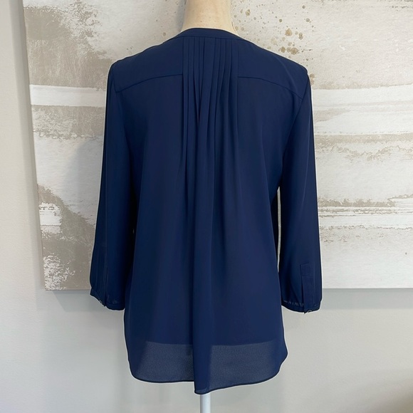 3/4 Flowy black blouse by NYDJ - Picture 3 of 7